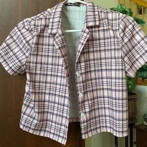 Cropped plaid shirt